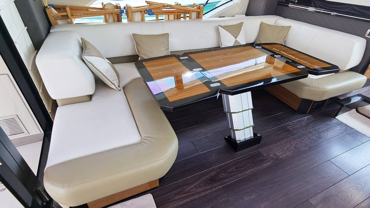 Аренда моторной яхты Marquis 500 Sport Coupe Harmony на Пхукете